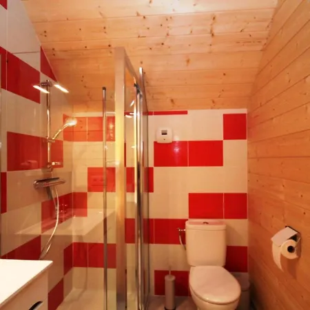 Au Mont-dore Avec Terrasse, 2 Ch., Navette Ski, Prox. Centre & Sentiers - Fr-1-608-41 Chalet *