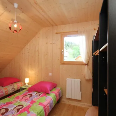 Au Mont-dore Avec Terrasse, 2 Ch., Navette Ski, Prox. Centre & Sentiers - Fr-1-608-41 Le Mont-Dore