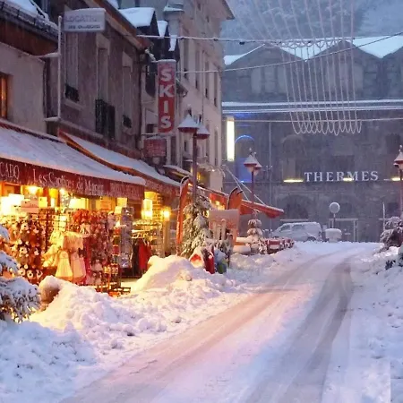 Au Mont-dore Avec Terrasse, 2 Ch., Navette Ski, Prox. Centre & Sentiers - Fr-1-608-41 *